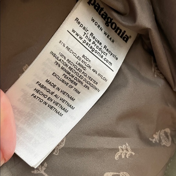 Patagonia Down BIVY Women Olive and Cream Puffer Vest medium LIKE NEW - Picture 11 of 11